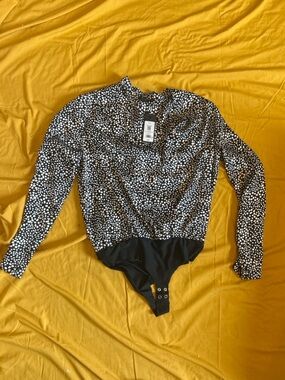 Dynamite Polka Dot Wrap Bodysuit NWT Petite Small Black White V Neck